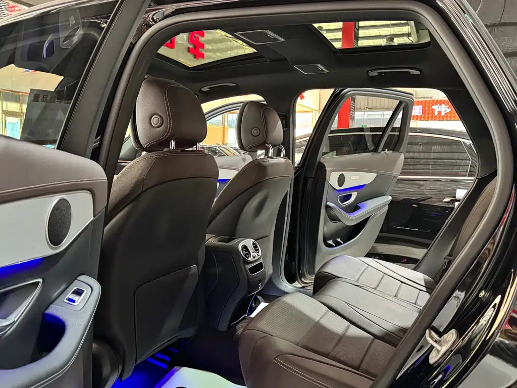 Mercedes-Benz GLC 2021 — фото 13