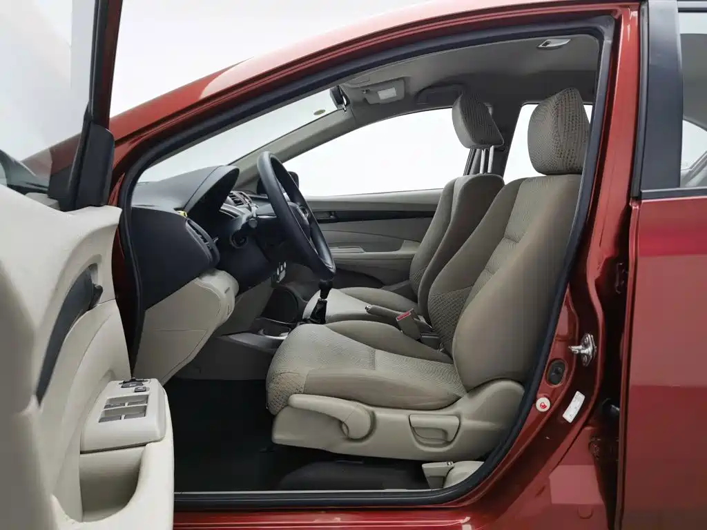 Honda City Classic 2013 — фото 10