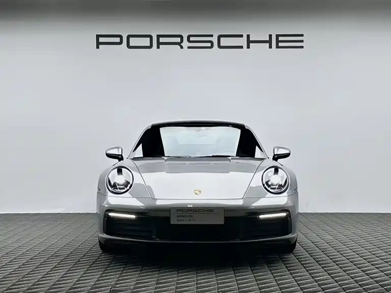 Porsche 911 2024 — фото 2