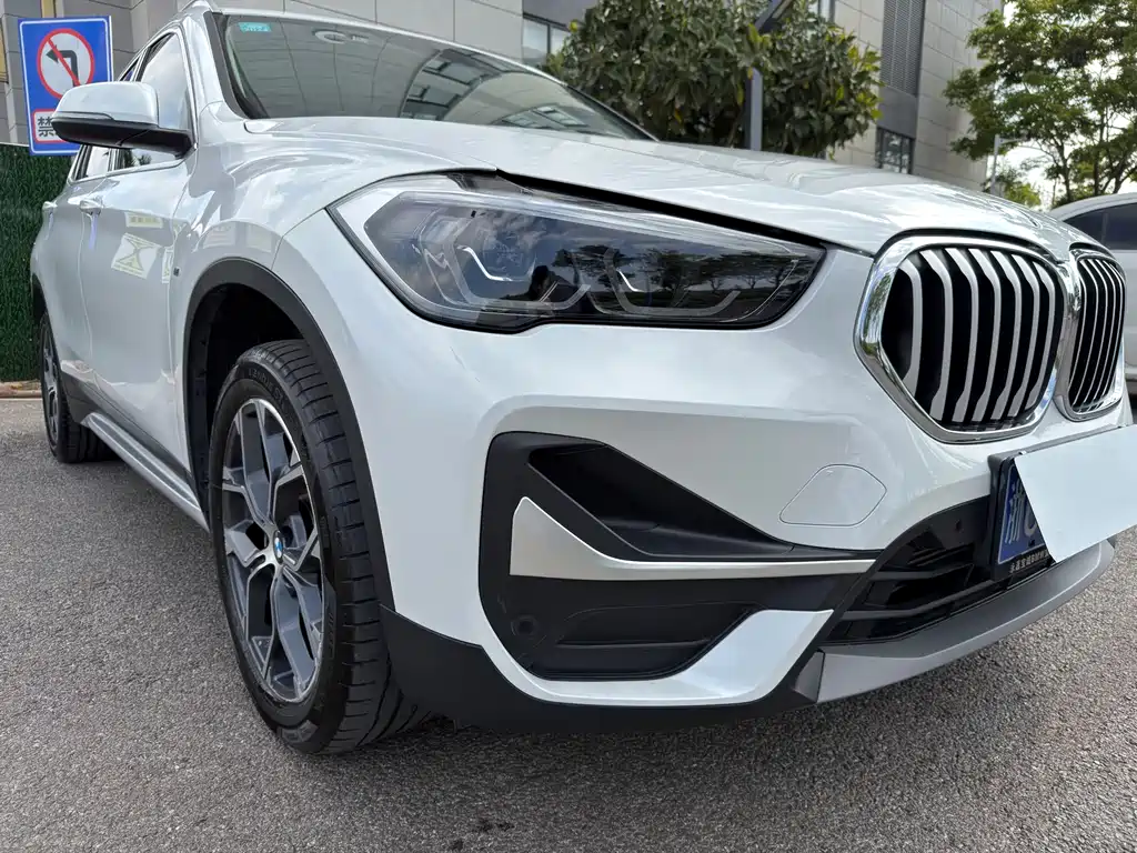 BMW X1 2022 — фото 16