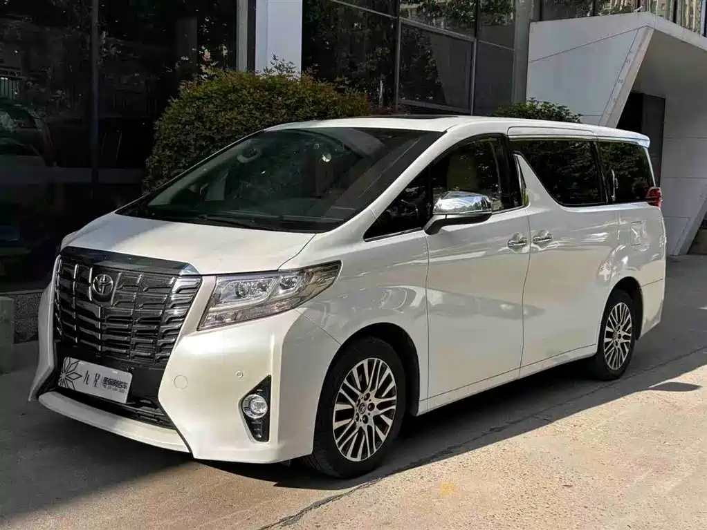 Toyota Alphard 2018 — фото 1