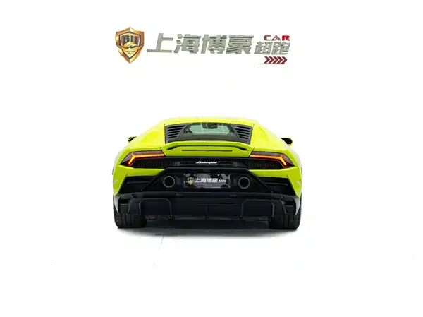 Lamborghini Huracan 2021