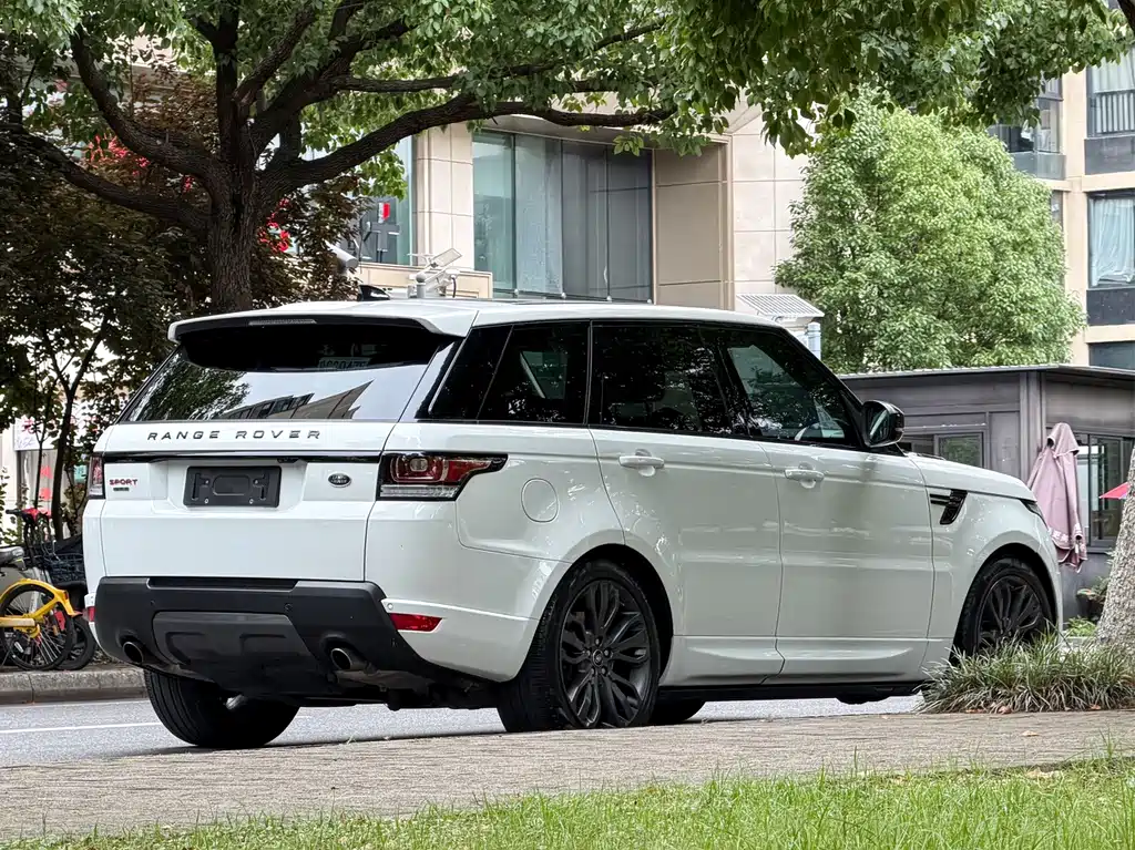 Land Rover Range Rover Sport 2017 — фото 8