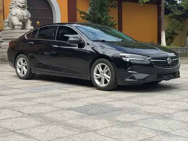 Buick Regal 2021