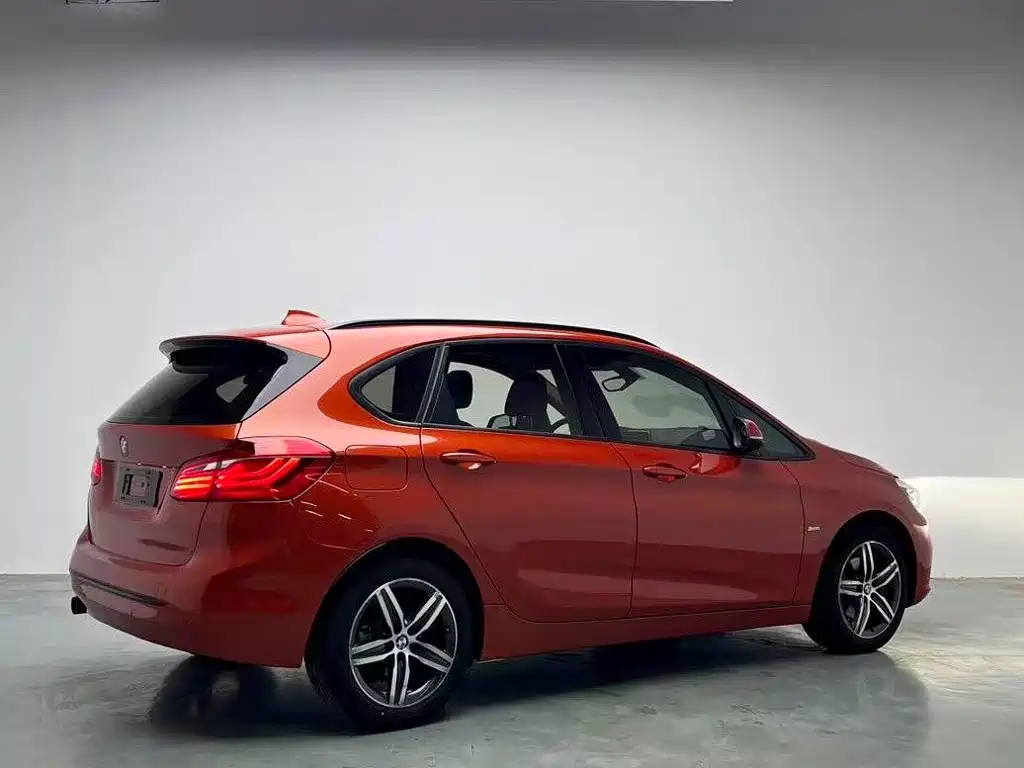 BMW 2 Series Station Wagon 2016 — фото 18