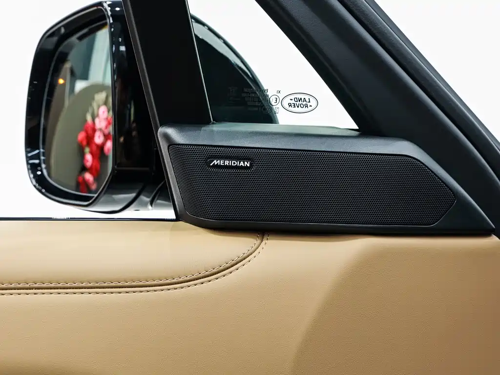 Land Rover Range Rover 2026 — фото 24