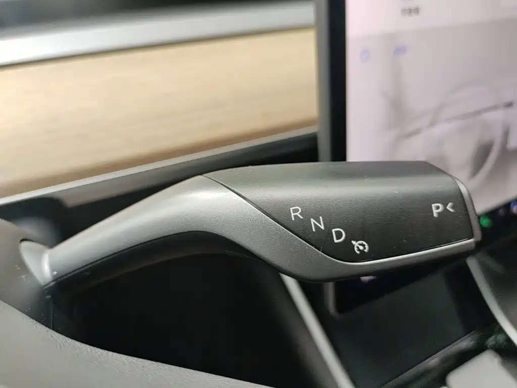 Tesla Model 3 2019 — фото 14