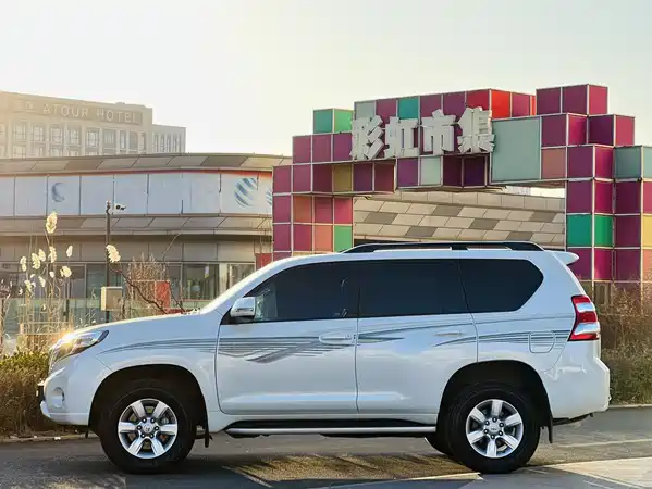 Toyota Prado 2016
