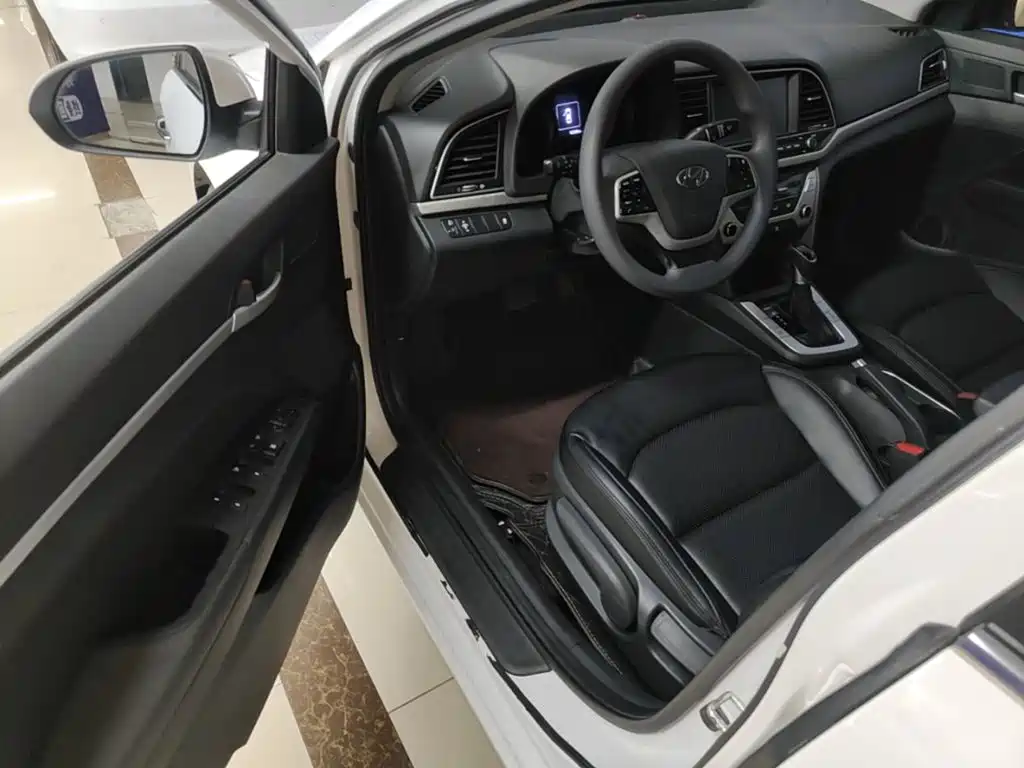 Hyundai Celesta 2018 — фото 16