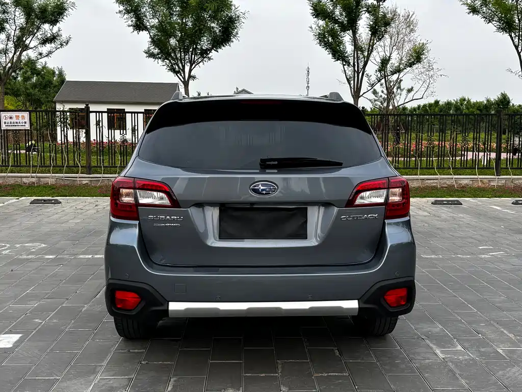 Subaru Outback 2015 — фото 5