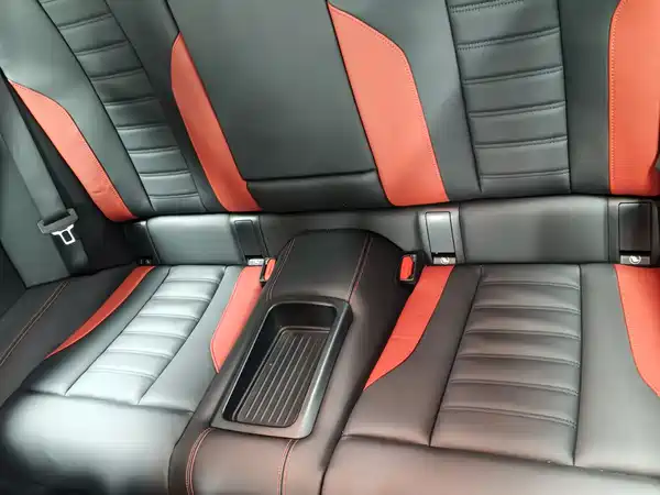BMW M240i 2025