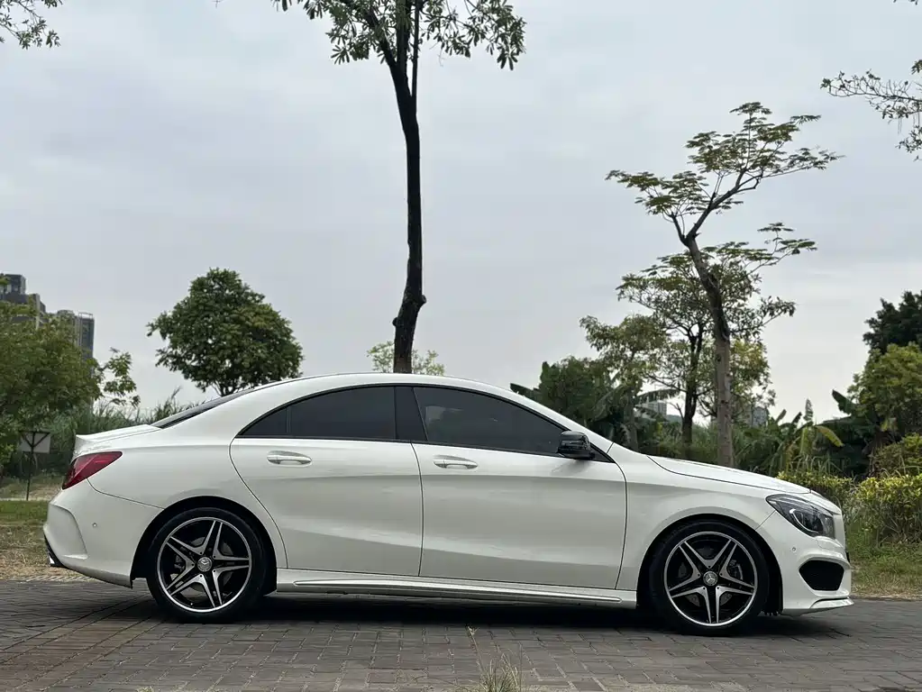 Mercedes-Benz CLA 2015 — фото 4
