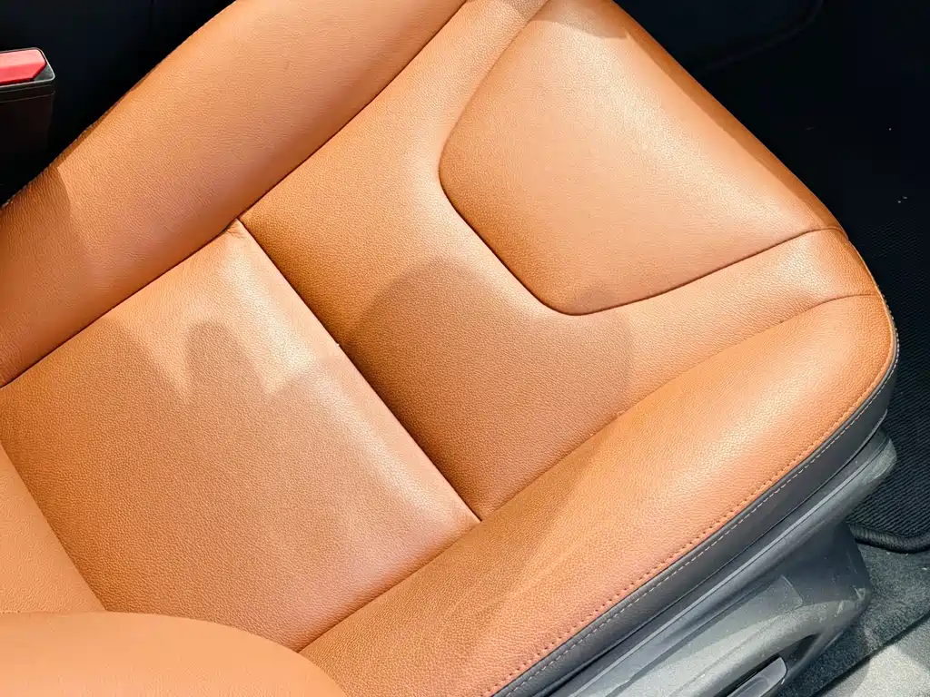 Volvo S60 2019 — фото 18