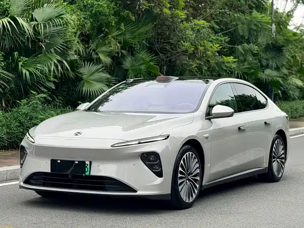 NIO ET7 2022