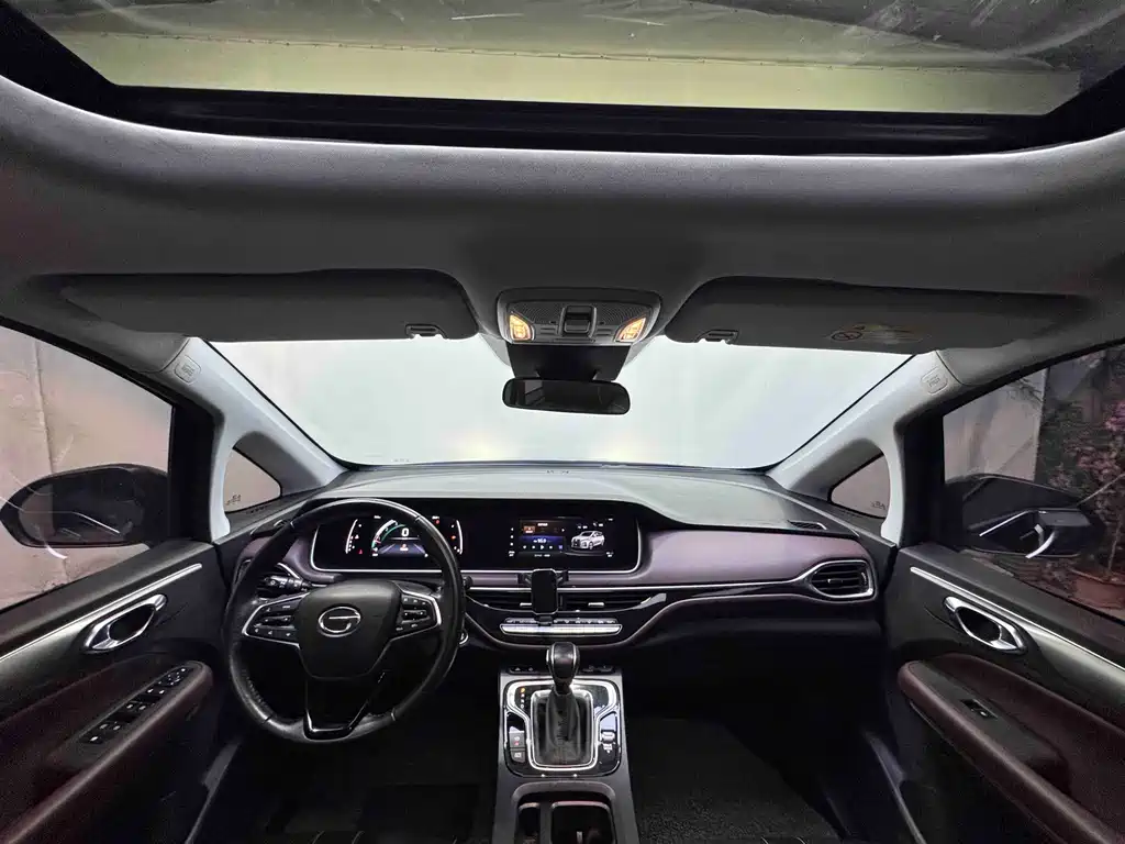 GAC Trumpchi M6 2022 — фото 20