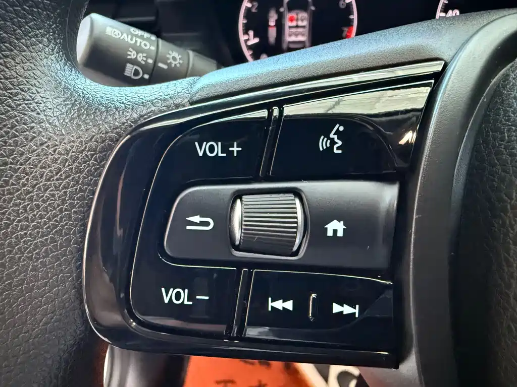 Honda Vezel 2023 — фото 13