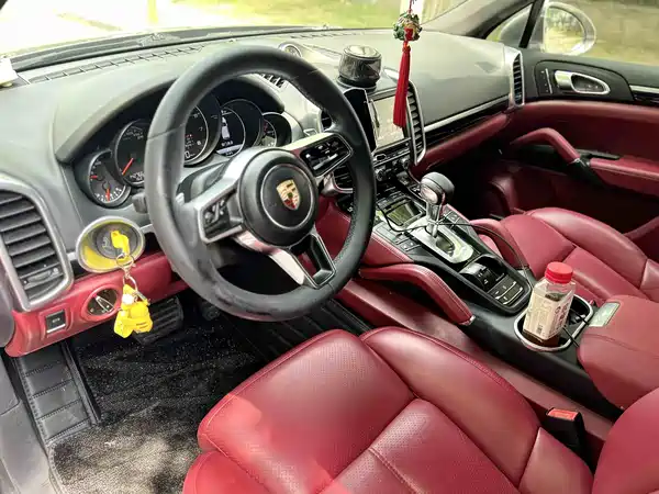 Porsche Cayenne 2015