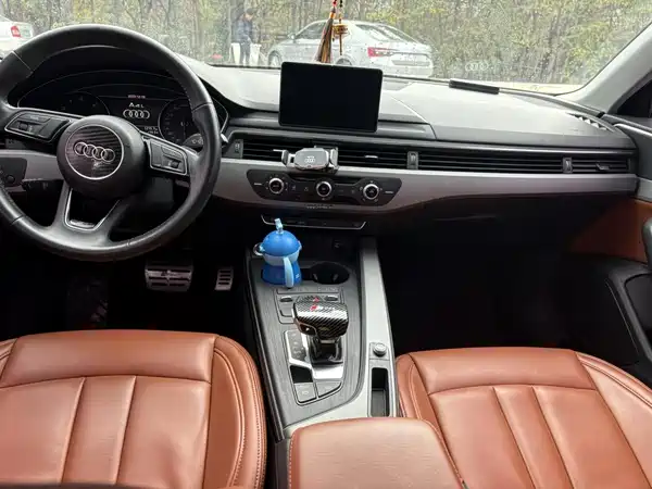 Audi A4L 2017