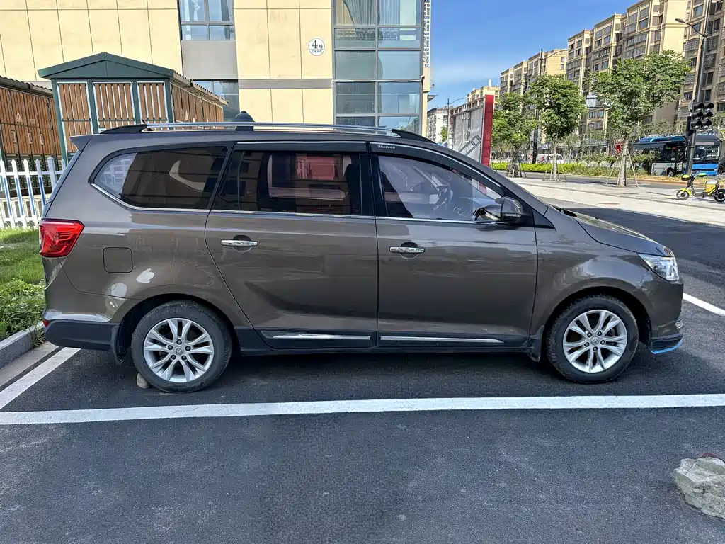 Baojun 730 2017