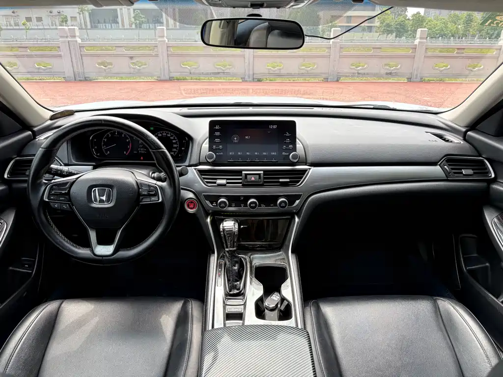 Honda Accord 2019 — фото 4