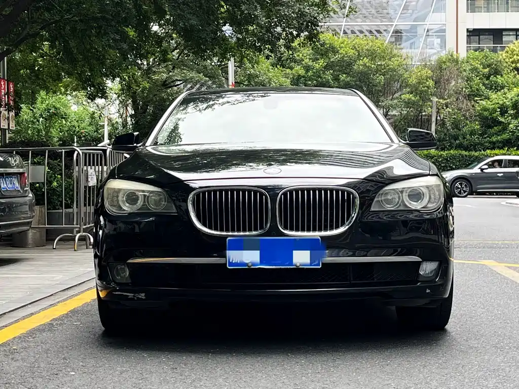 BMW 7 Series 2009