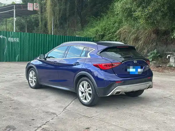 Infiniti QX30 2017