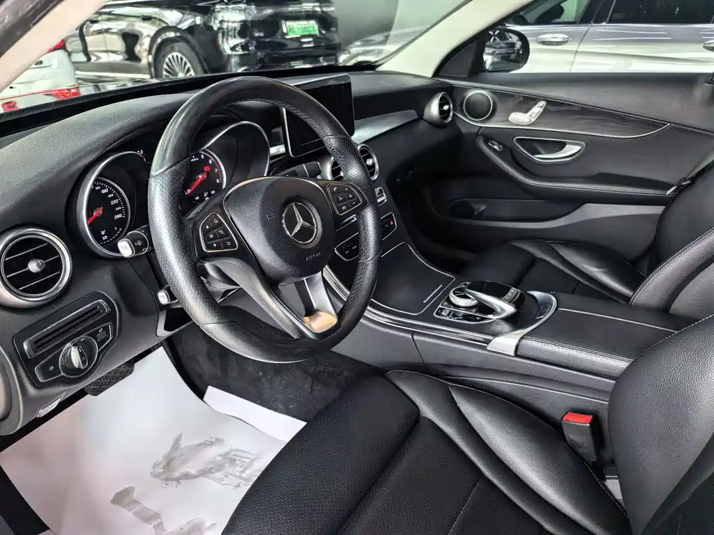 Mercedes-Benz C-Class 2017 — фото 7