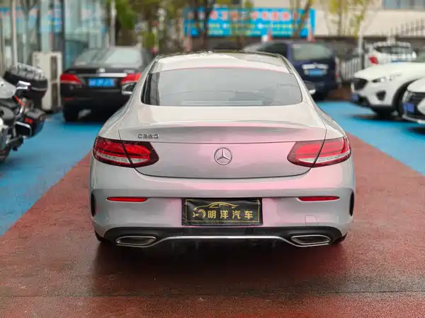 Mercedes-Benz C-Class 2021