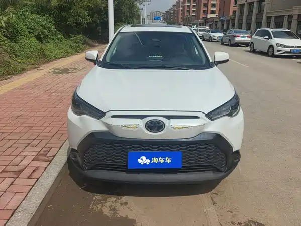 Toyota Frontlander 2023