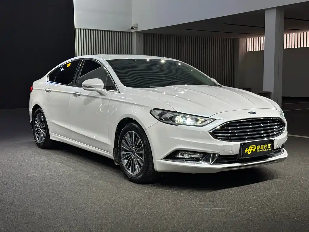 Ford Mondeo 2017 — фото 3