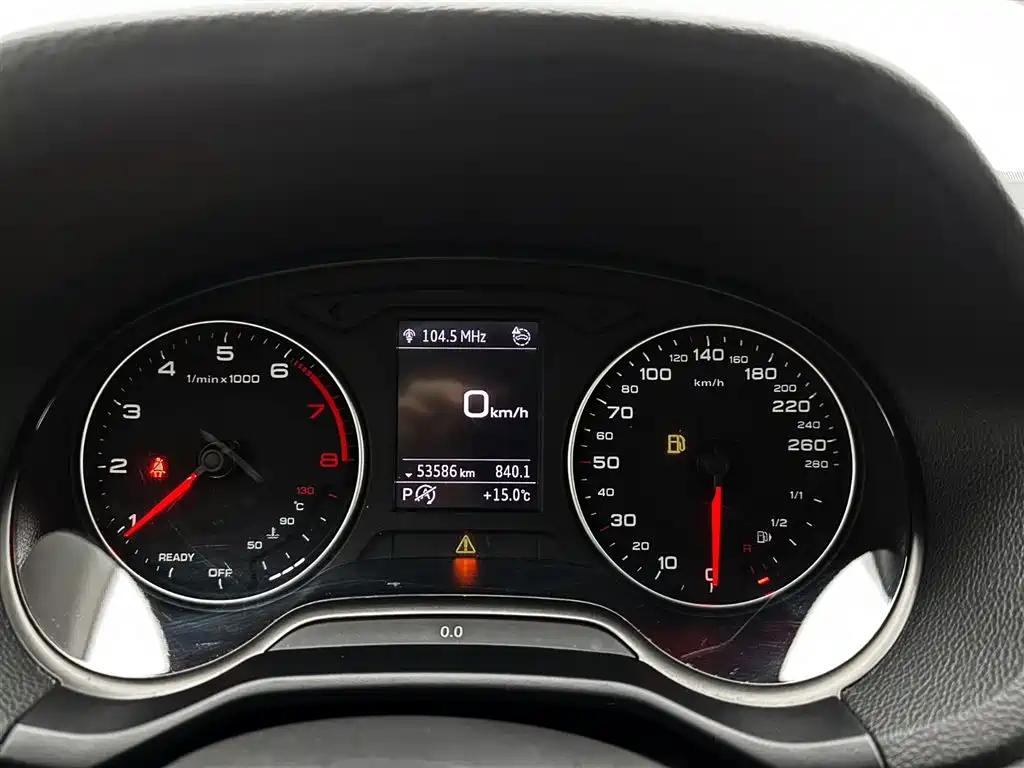 Audi Q2L 2023 — фото 18