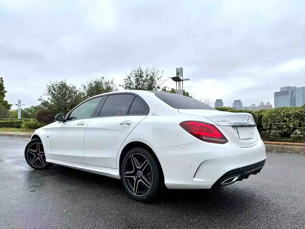 Mercedes-Benz C-Class 2021 — фото 4