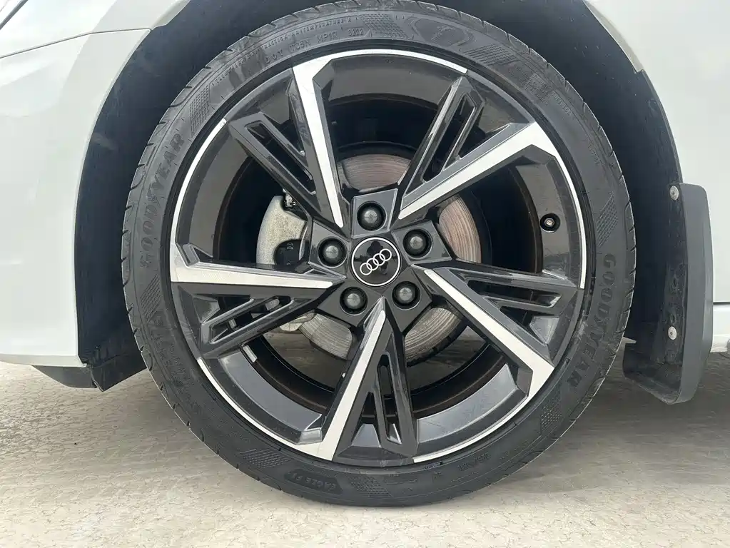 Audi A3 2022 — фото 17