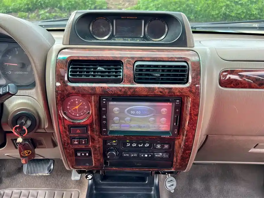 Toyota Prado 2003 — фото 10