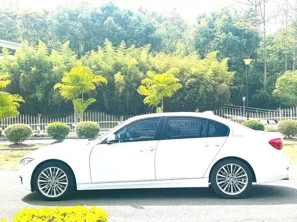BMW 3 Series 2019