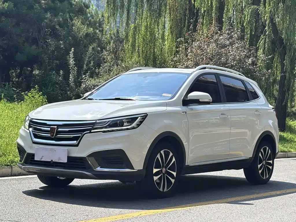 Roewe RX3 2021 — фото 1