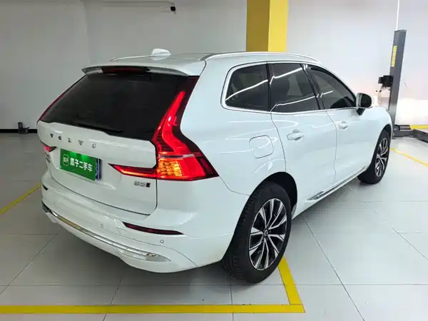 Volvo XC60 2024