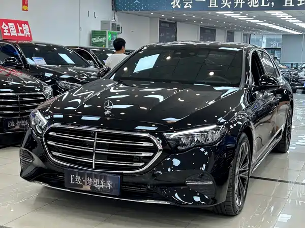 Mercedes-Benz E-Class 2025