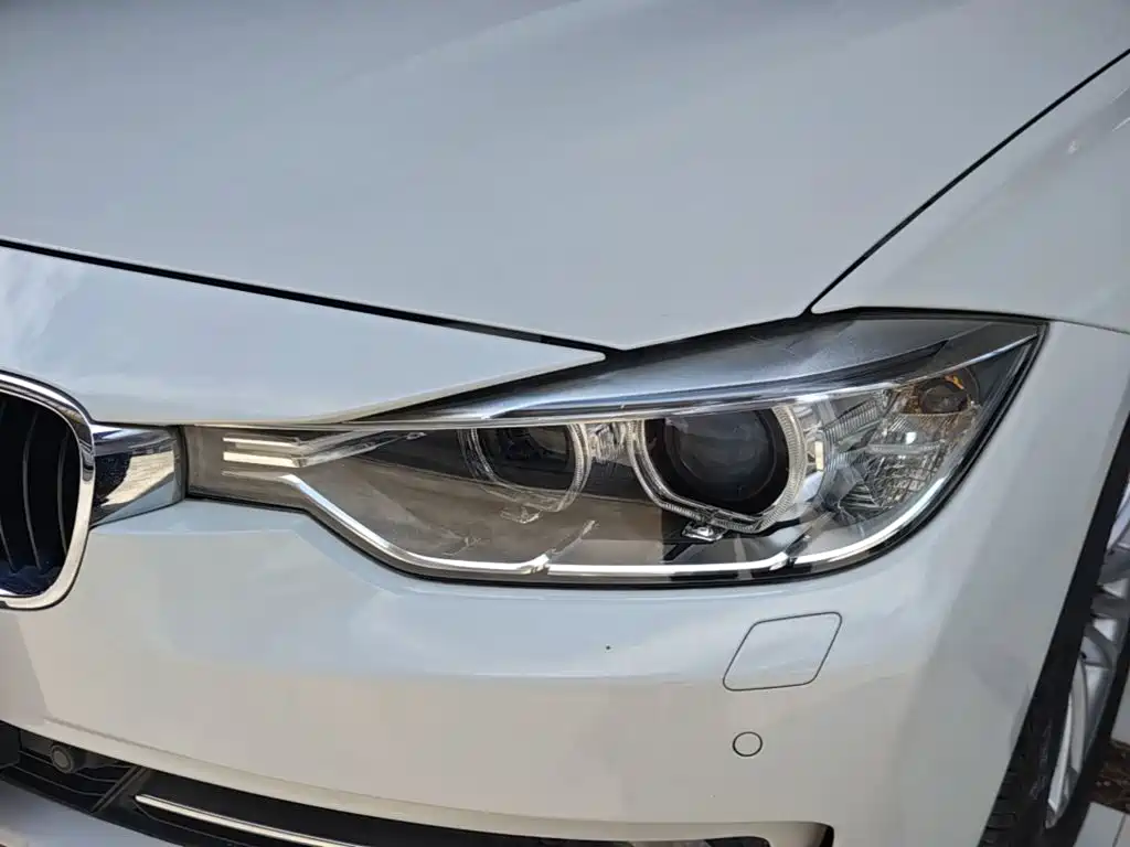 BMW 3 Series 2015 — фото 24