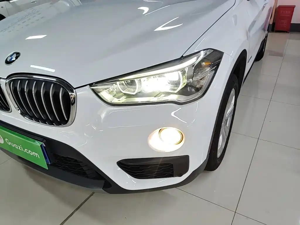 BMW X1 2017 — фото 24