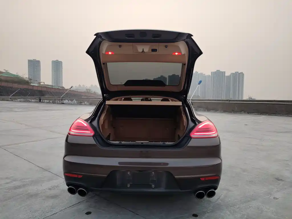 Porsche Panamera 2015 — фото 11