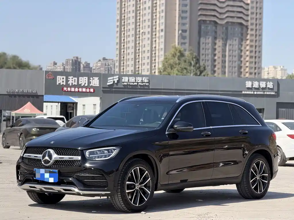 Mercedes-Benz GLC 2023 — фото 1