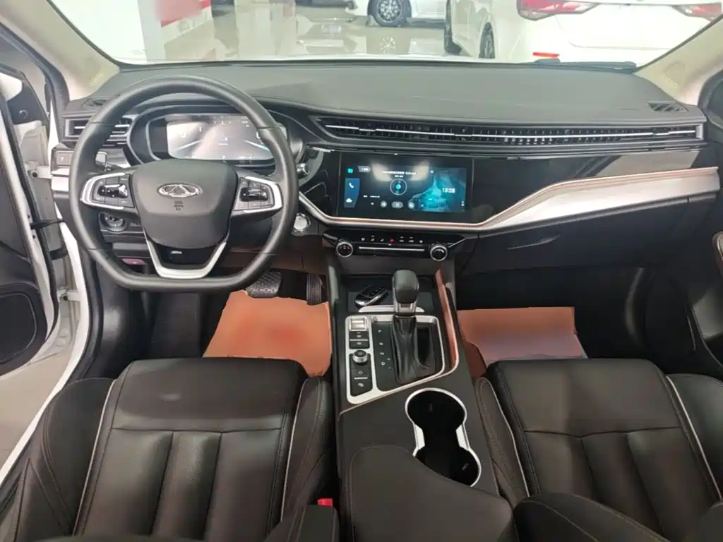 Chery Arrizo 5 PLUS 2024 — фото 10