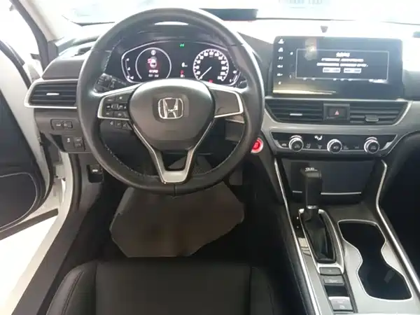Honda Accord 2022