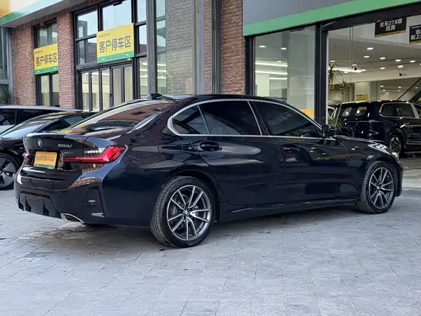 BMW 3 Series 2025