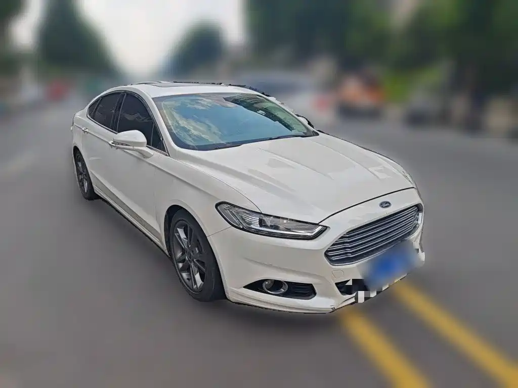 Ford Mondeo 2017 — фото 3
