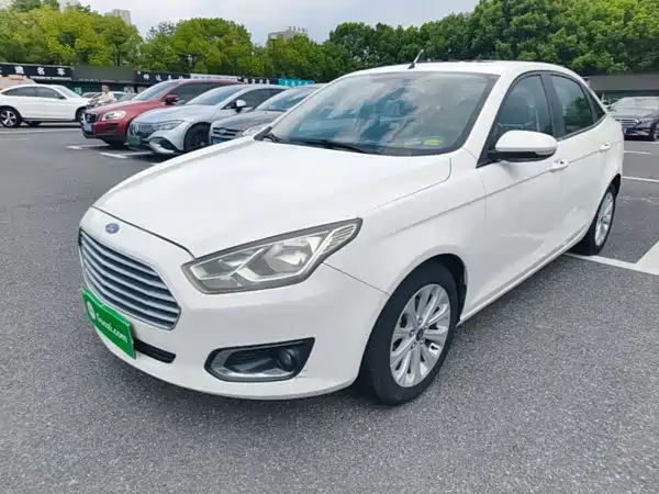 Ford Escort 2015