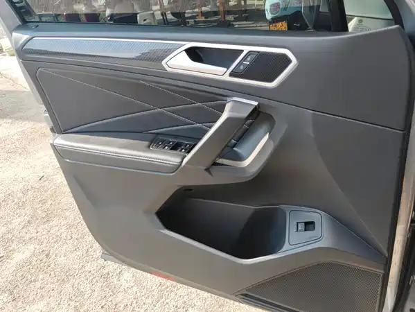 Volkswagen Tiguan L 2022