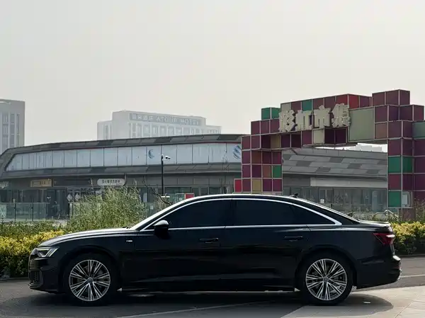 Audi A6L 2020