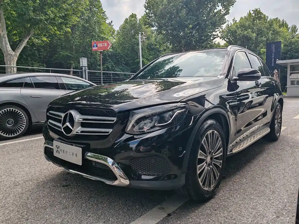 Mercedes-Benz GLC 2016 — фото 1